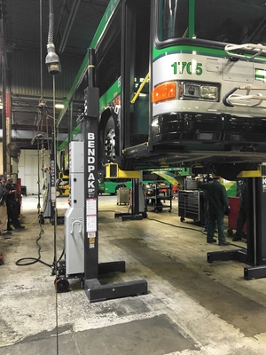 PCL 18B Portable Column Lifts Bus